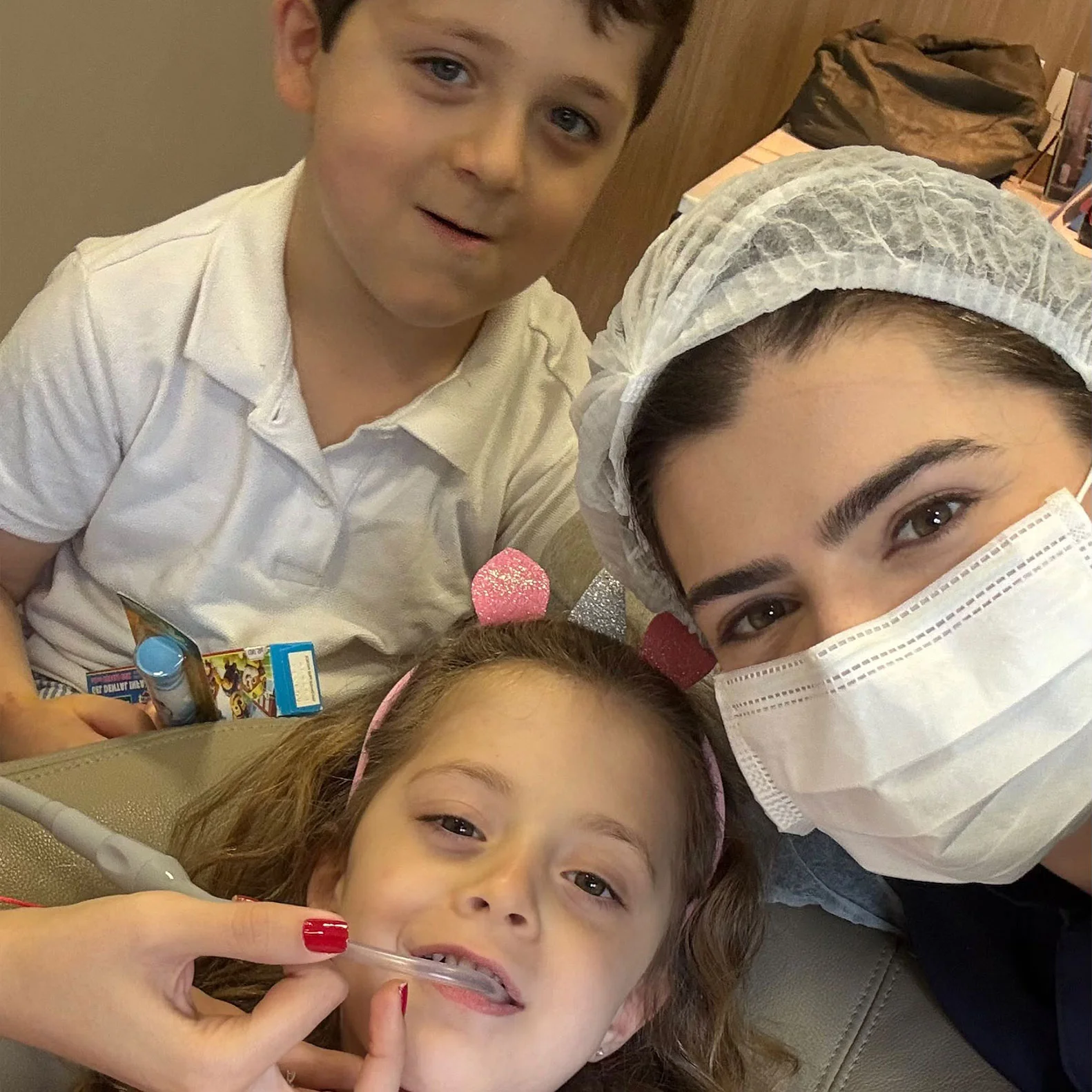 Atendimento odontológico infantil com a Dra. Ornella Gaz